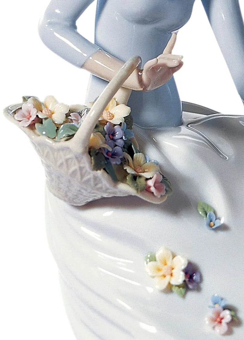 Elegante Lladró Porzellanfigur – Petals on the Wind | Exquisite Handarbeit