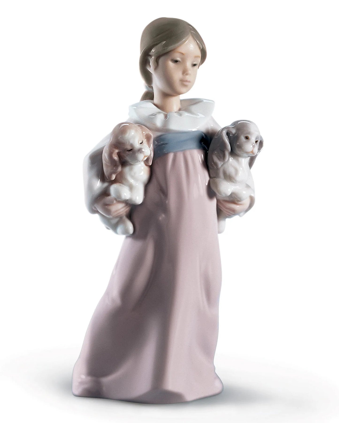 Lladró Porzellanfigur – Arms Full of Love | Mutterglück mit Kind & Hunden