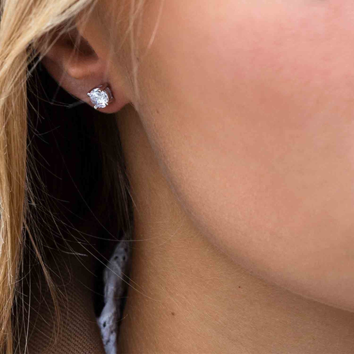 Sif Jakobs Ohrringe Princess Round mit Weissen Zirkonia