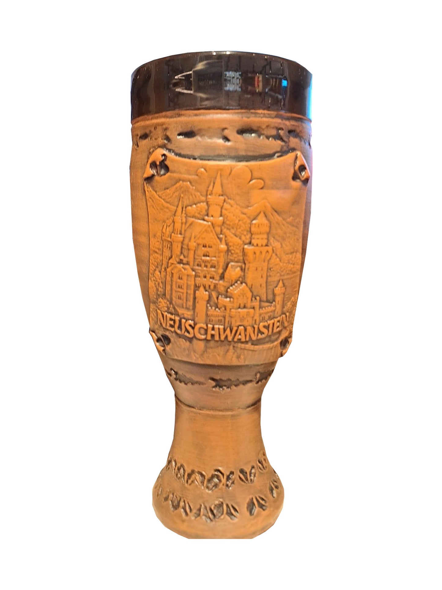 Keramikkrug Schloss Neuschwanstein – Handgefertigter Bierkrug 250ml mit detailreichem Design