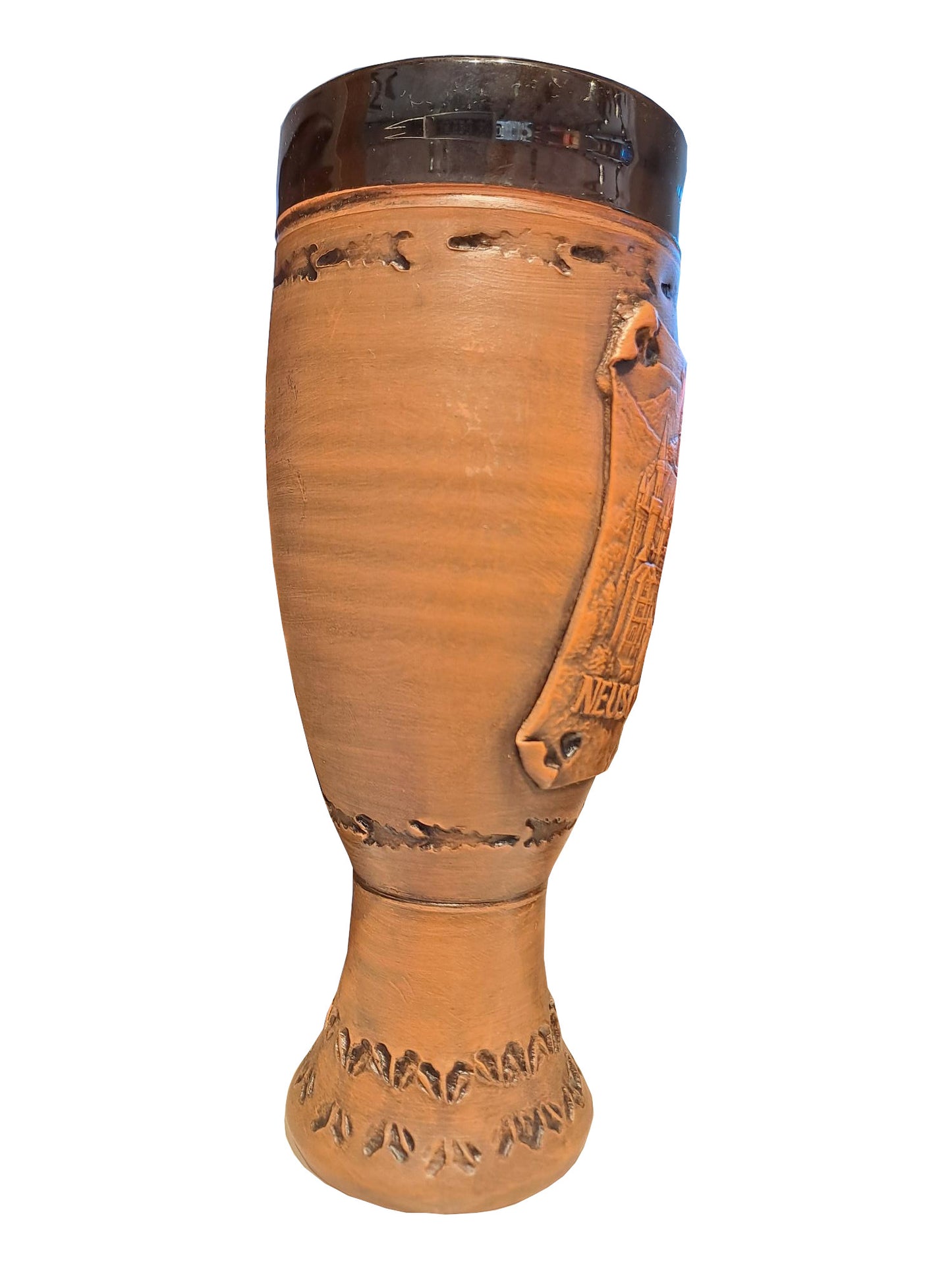 Keramikkrug Schloss Neuschwanstein – Handgefertigter Bierkrug 250ml mit detailreichem Design