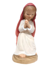 Lade das Bild in den Galerie-Viewer, Krippenfigur Maria - Nativity Figurine Virgin Mary
