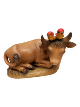 Lade das Bild in den Galerie-Viewer, Krippenfigur Ochse - Ox
