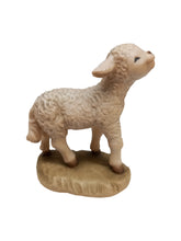 Lade das Bild in den Galerie-Viewer, Krippenfigur Schaf - Sheep