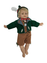 Lade das Bild in den Galerie-Viewer, Babypuppe mit Schlafaugen und Lederhose - Allgäuer Bub grün
