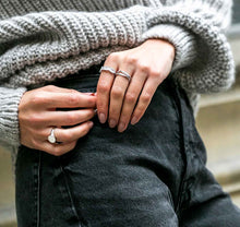Lade das Bild in den Galerie-Viewer, Sif Jakobs Ring Antella
