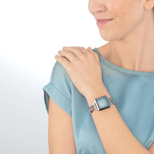 Lade das Bild in den Galerie-Viewer, Armbanduhr Iconic Cube Ocean Cyan Statement silber
