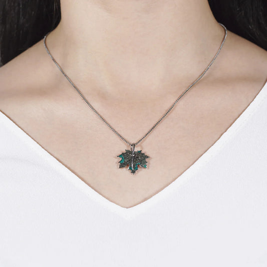 Seinerzeit Ashley Ahornblatt Anhänger mit Kette – Naturinspirierter Design-Schmuck im Allgäu Online Shop