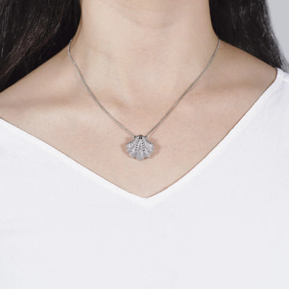 Seinerzeit Mila Muschel Anhänger mit Kette – Eleganter maritimer Schmuck im Allgäu Online Shop