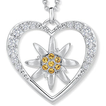 Lade das Bild in den Galerie-Viewer, Small Edelweiss heart Anhänger mit Kette
